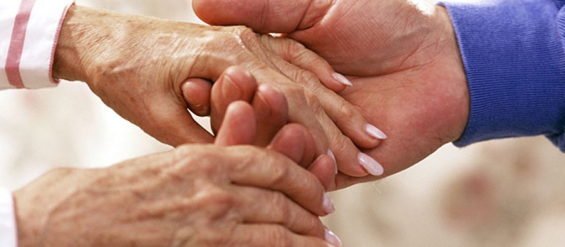 2184/2026 Cuidados básicos para personas adultas mayores